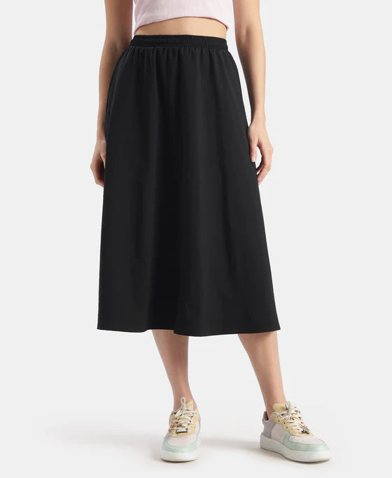 Microfiber Fabric Skirt with Side Pockets - Black